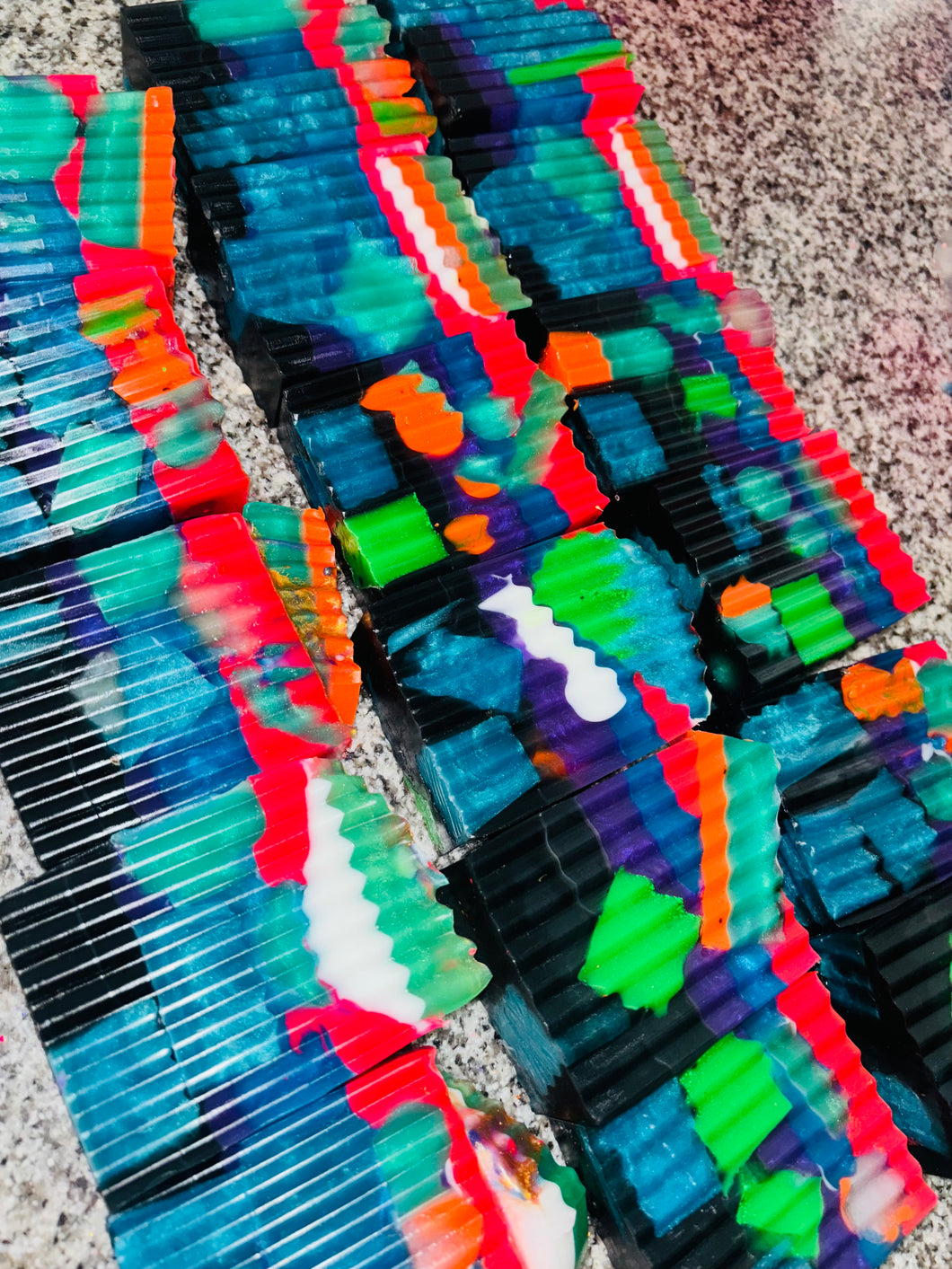 “Junkie Girl” Sample/Mega Bar + Wash